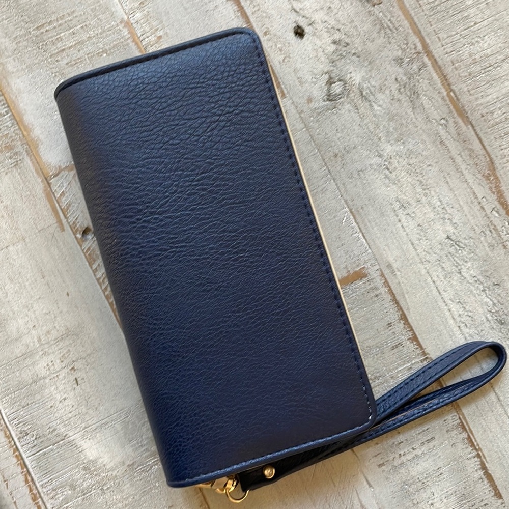 NEW Wristlet / Wallet / Clutch In Navy